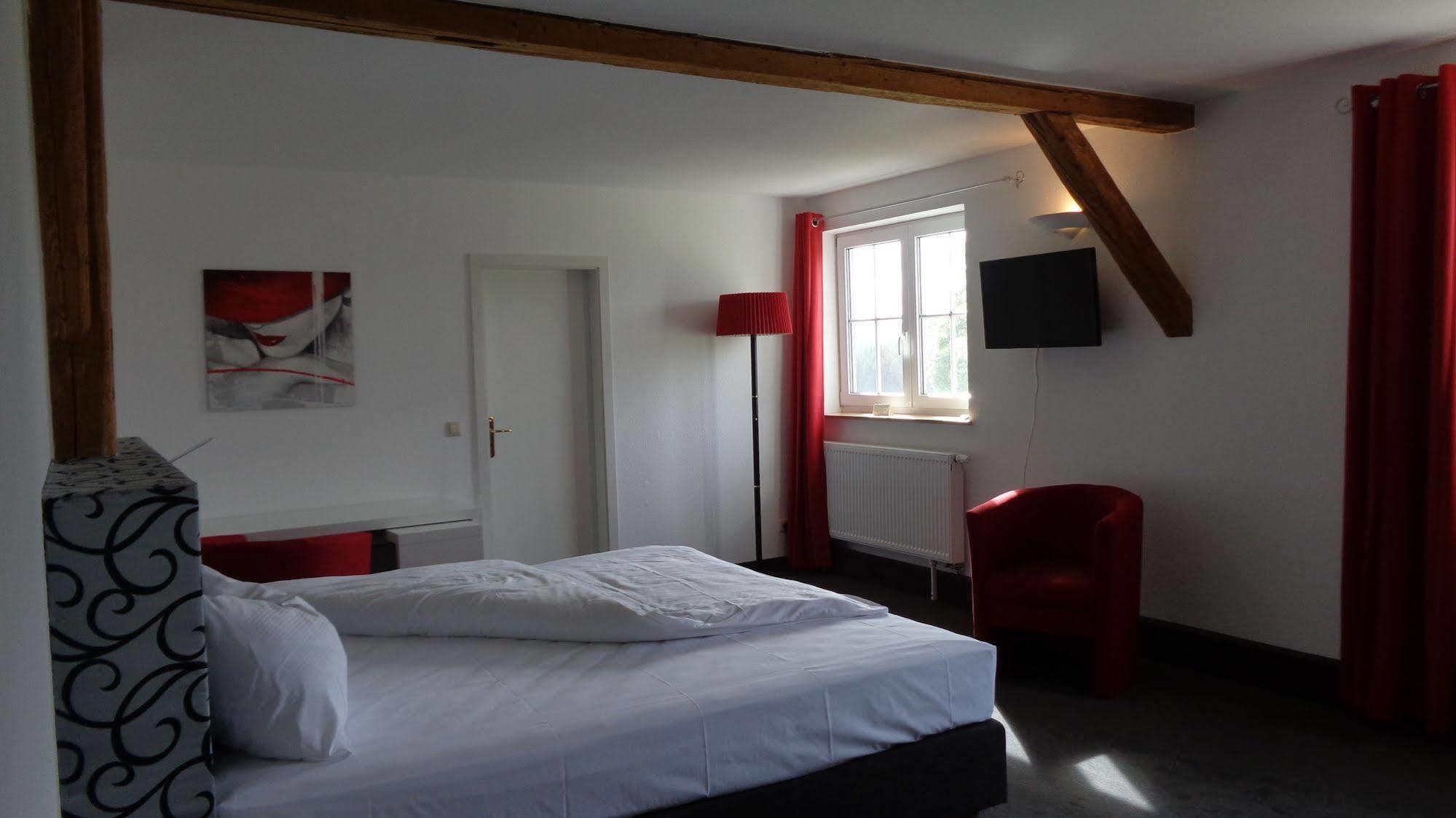 Landhotel Zerlaut คิสเล็กก์ ภายนอก รูปภาพ